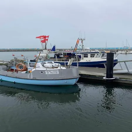 10 Person In * Hadsund