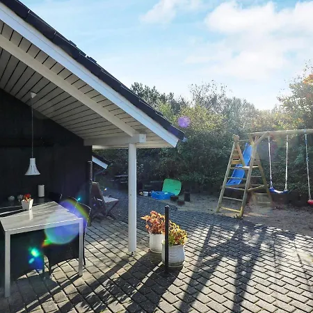 Holiday home Elegant In With Sauna